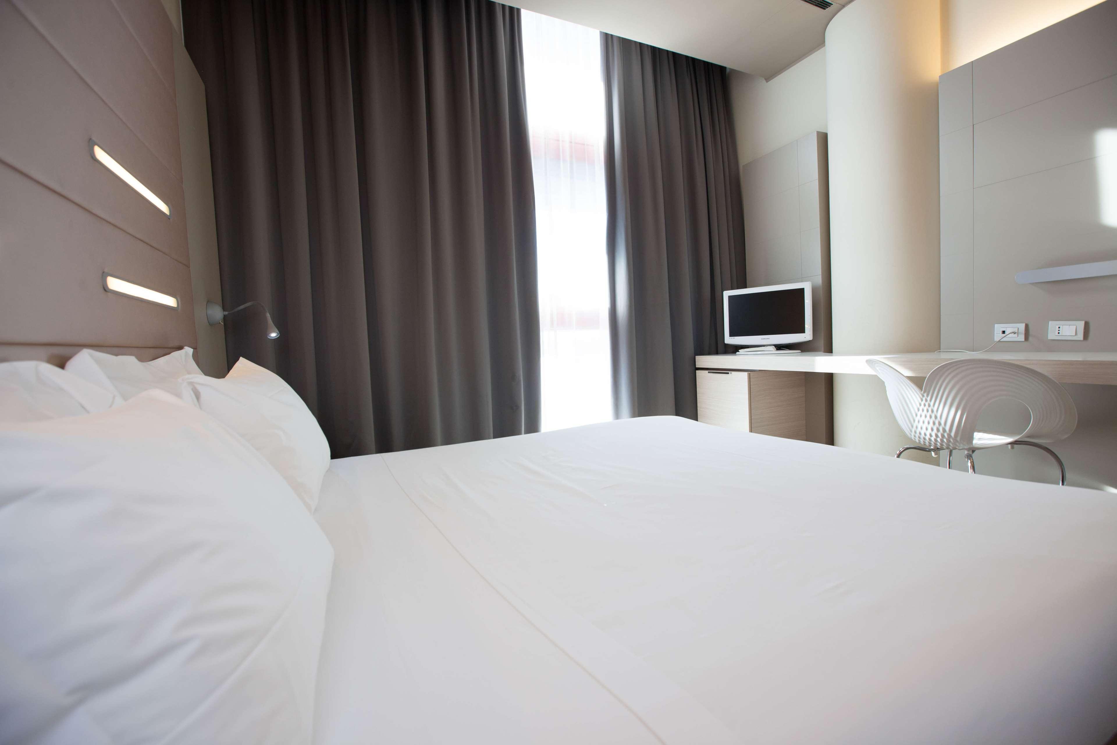 Western Net Tower 4*