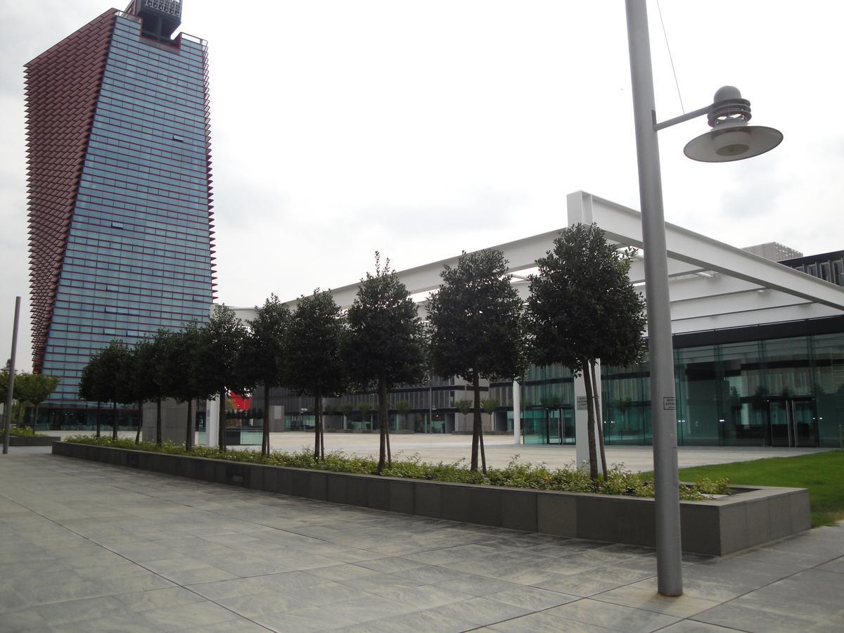 Western Net Tower 4*