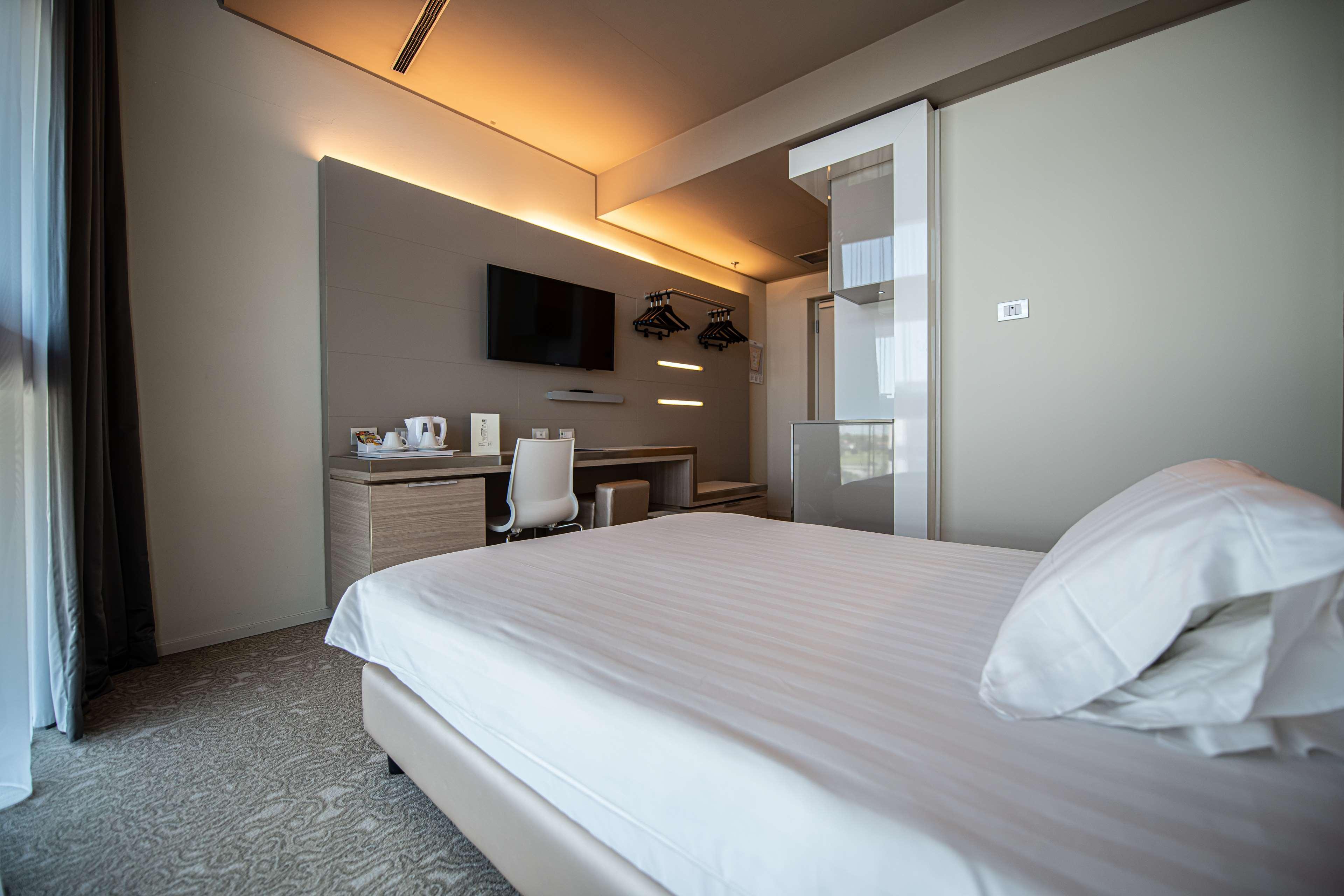Western Net Tower Hotel 4*